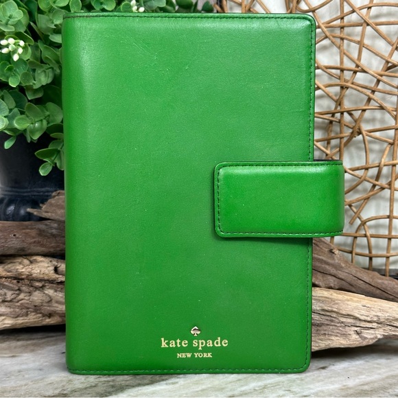 kate spade Accessories Kate Spade Green Agenda Day Planner Poshmark
